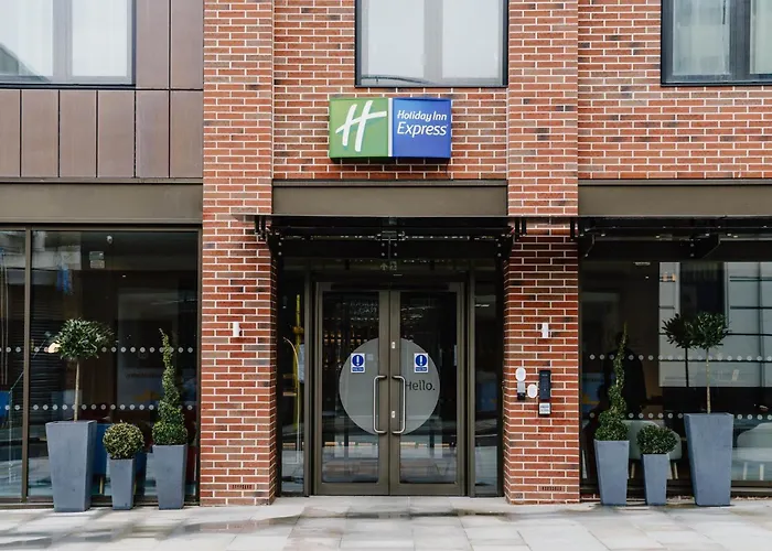 Holiday Inn Express Liverpool - Central By Ihg